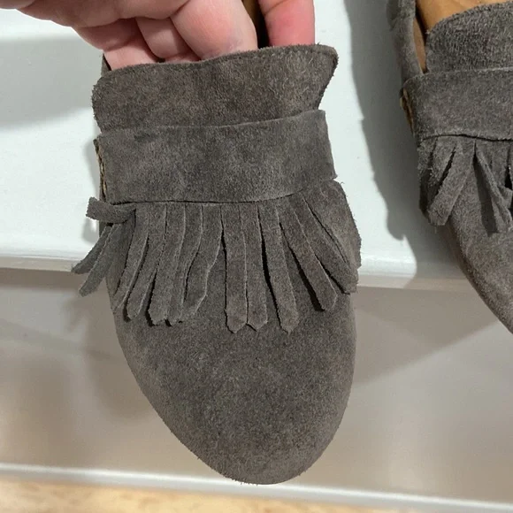 Born leather loafers with fringe beautiful gray EUC women's 9 - Picture 5 of 10